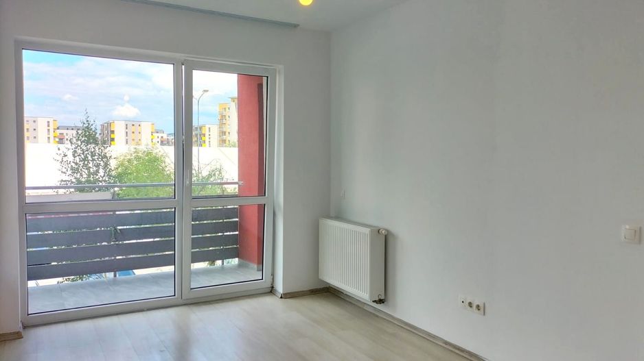 Vindem apartament 3 camere complet renovat cu vedere pe 2 parti - Poză 7