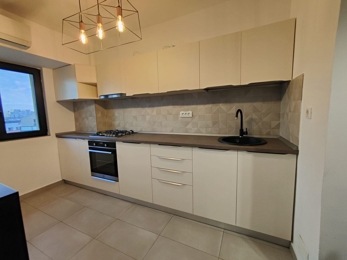 APARTAMENT SPATIOS ZONA TITULESCU - Poză 11