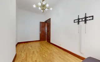Casă cu șarm istoric lângă Cișmigiu – 6 camere, atrium natural, cramă - Poză 26