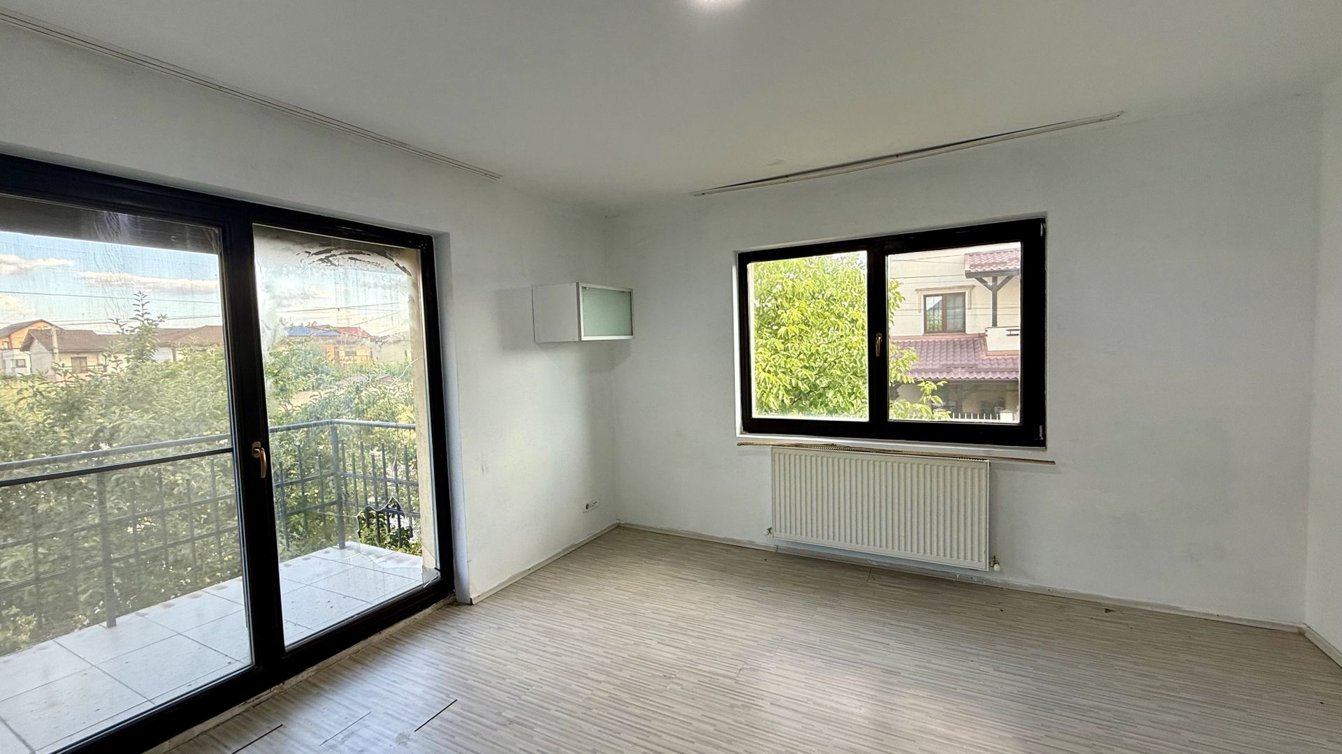 DUPLEX LA INTRARE IN MOSNITA NOUA - Poză 12