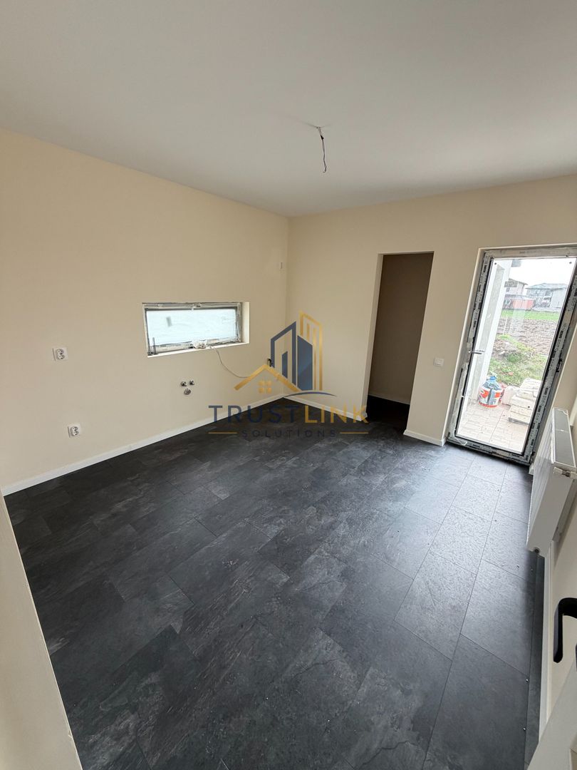 Casa de vanzare 4 camere Finalizata 380mp curte comuna Berceni - Poză 23