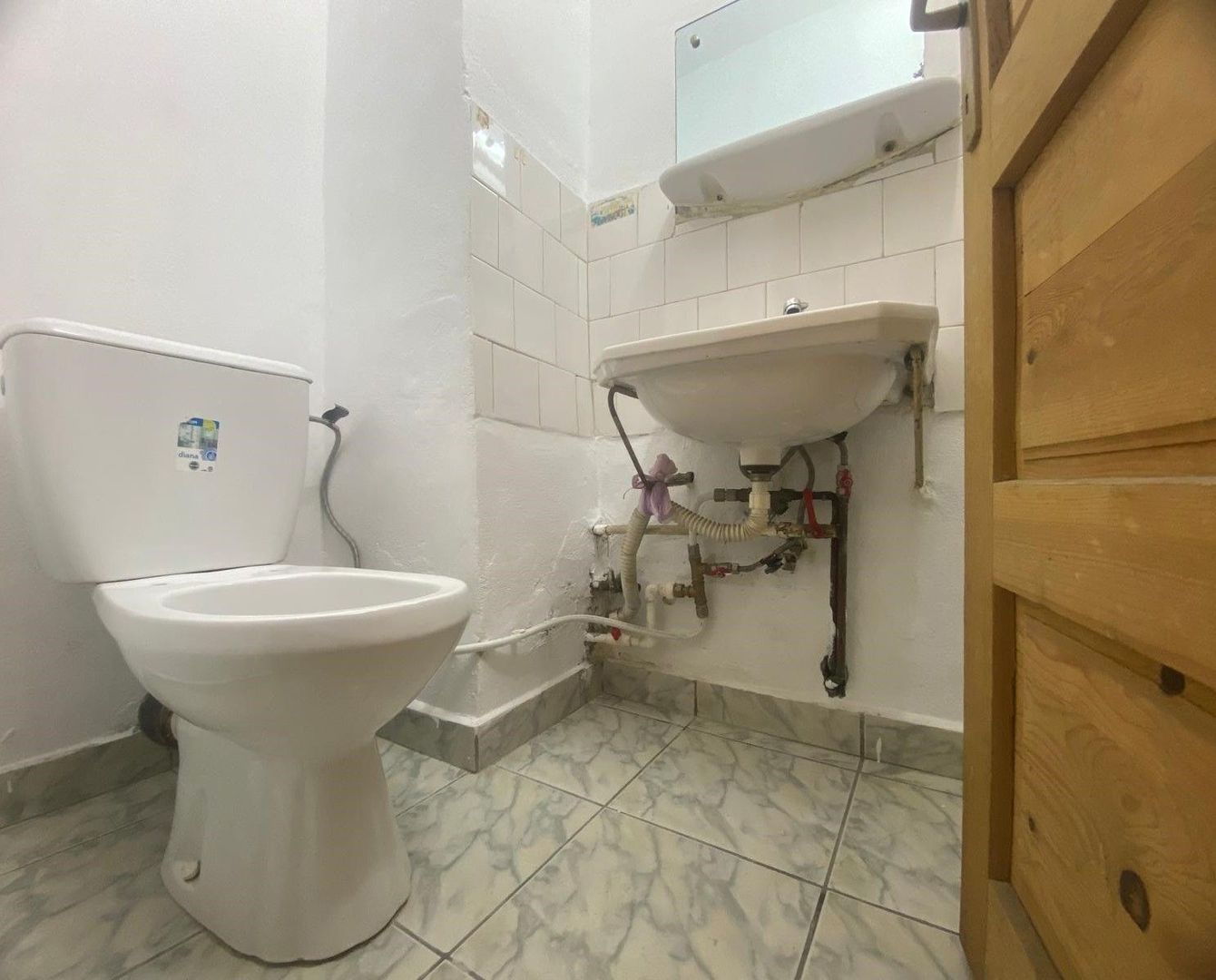 Vanzare apartament cu 3 camere,etajul 1,decomandat - M3, Târgoviște - Poză 13