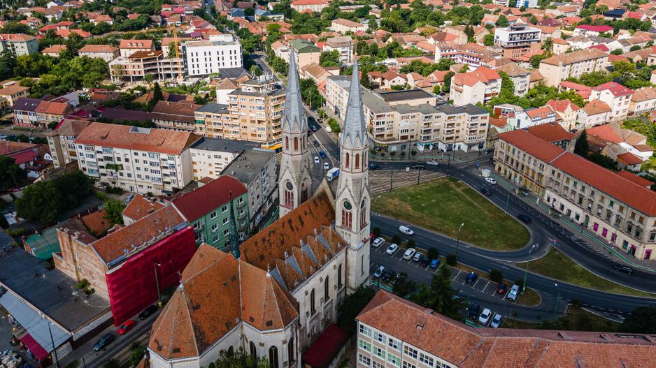 Oferta inchiriata-Apartament superb, central | Imobil Renovat integral + Terasa - Poză 9