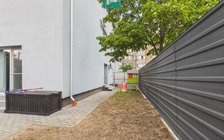 Apartament cu 3 camere si curte in Alfa - Poză 9