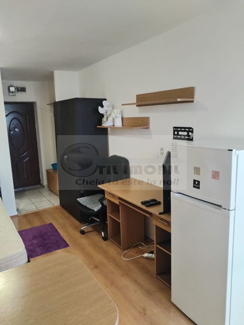 Garsoniera mobilata de vanzare in Campus Tudor Vladimirescu - Poză 1