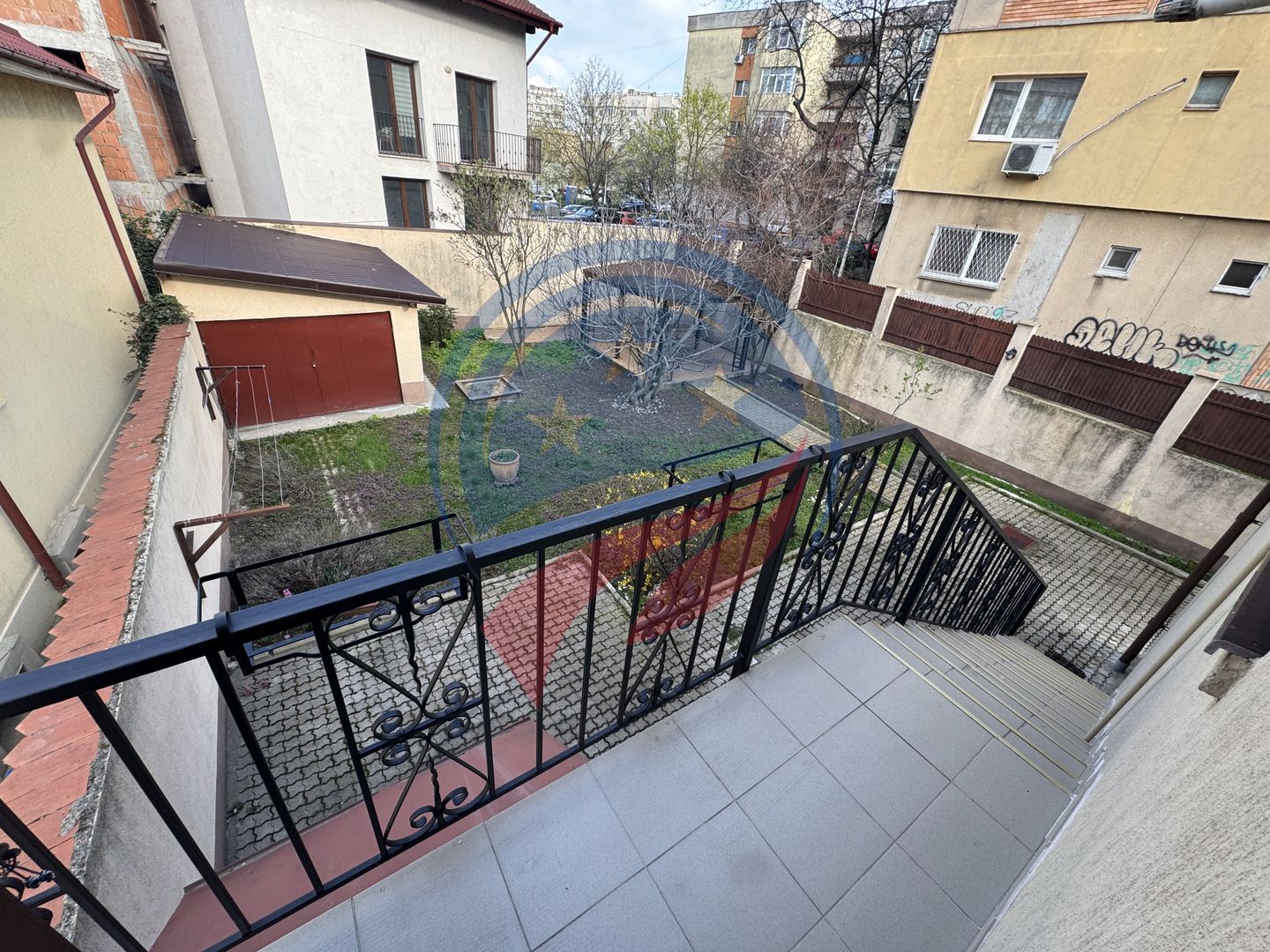 Casă p+1 formata din doua apartamente - Poză 17