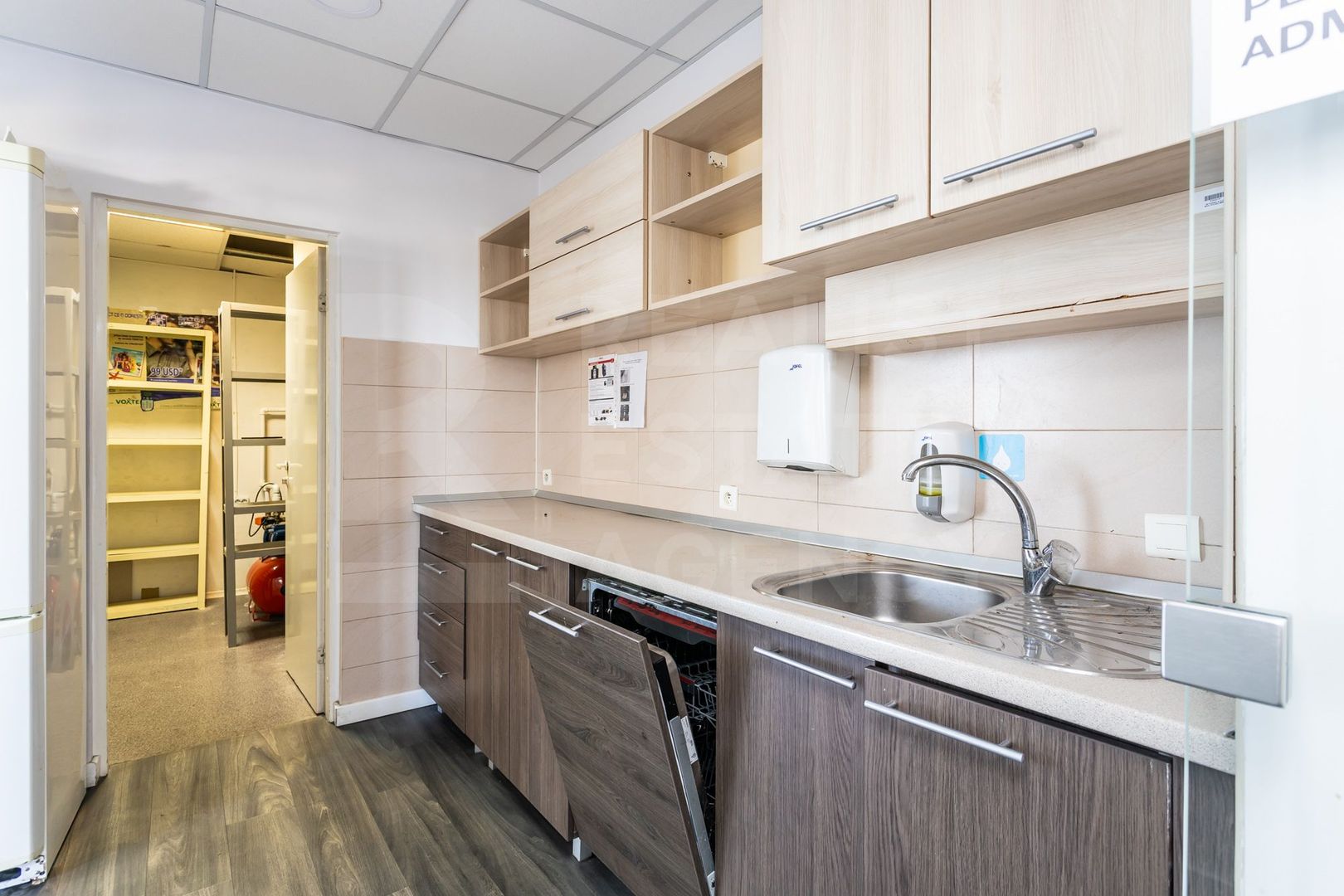 Vânzare, oficiu, 615.4 mp, str. Alba Iulia, Buiucani - Poză 25