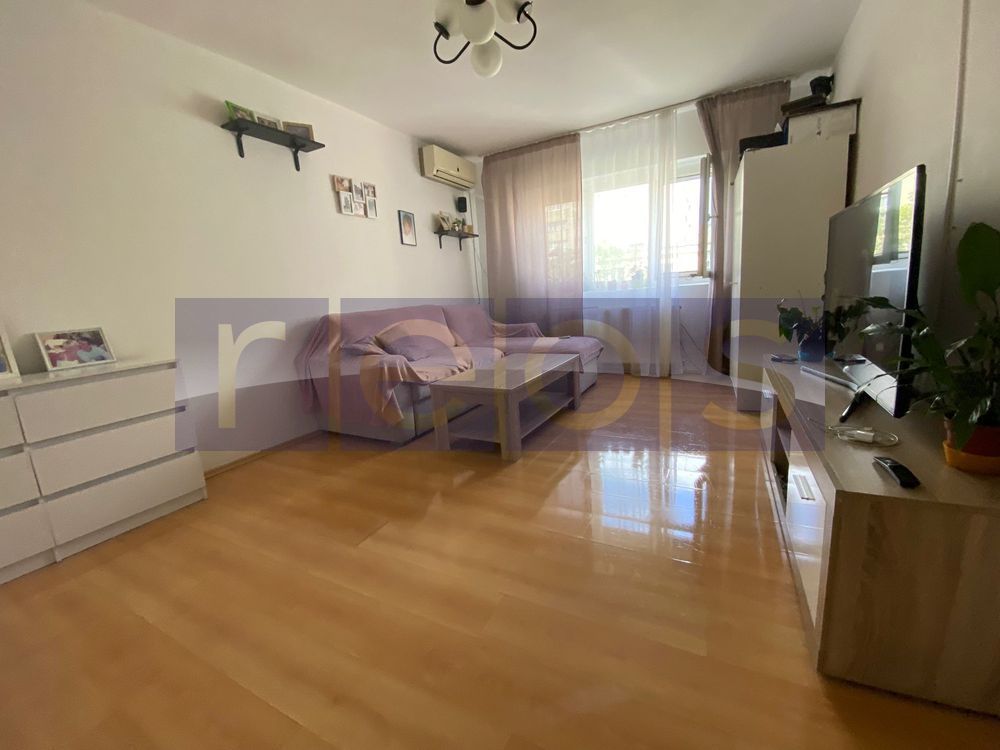 DE VANZARE APARTAMENT 3 CAMERE 69 GORJULUI | DECOMANDAT | METROU - Poză 3