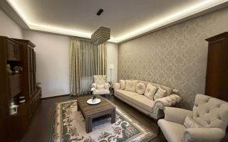 Apartament 3 camere amenajat lux zona Sinaia - Poză 1