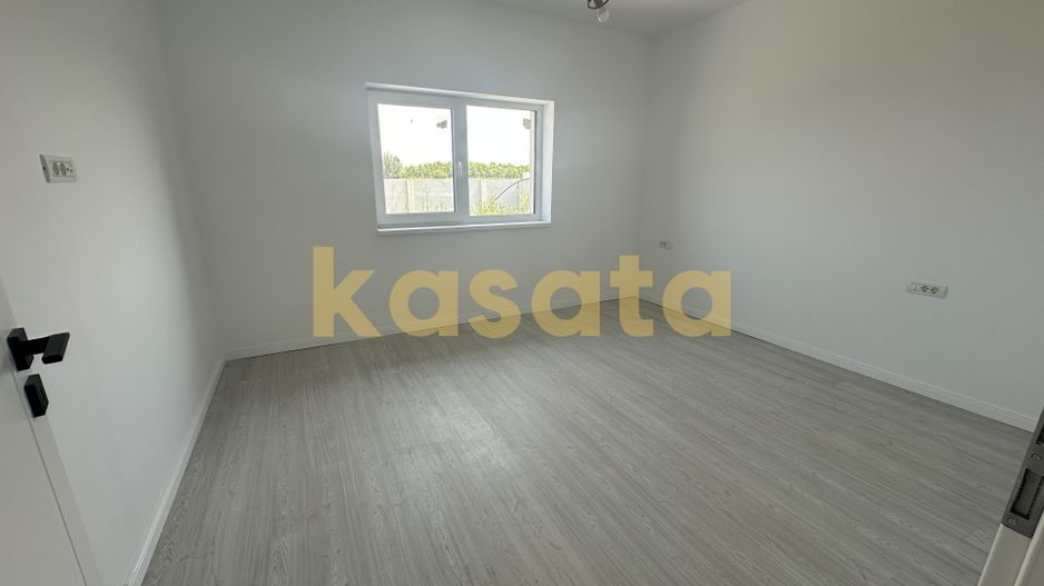 Casă Parter 🏡 | Bâcu 📍 | 3 Camere | Încălzire în Pardoseală - Poză 5
