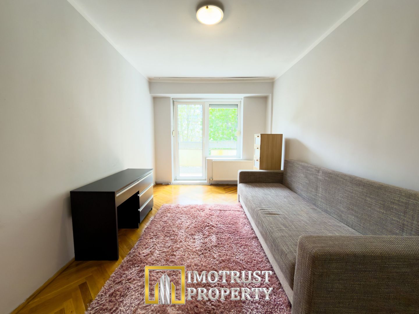 Apartament tip Samanta cu garaj de vânzare în zona Polivalentă - Poză 5