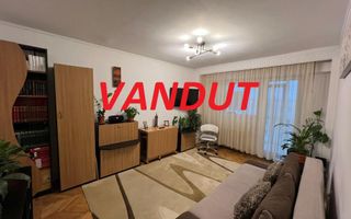 Vanzare apartament 4 camere, Prundu stradal - Poză 1