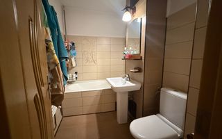 4 camere 95 mp | 1 Mai – etaj 3/4 | 2 bai |  centrala | bloc 1988 - Poză 8