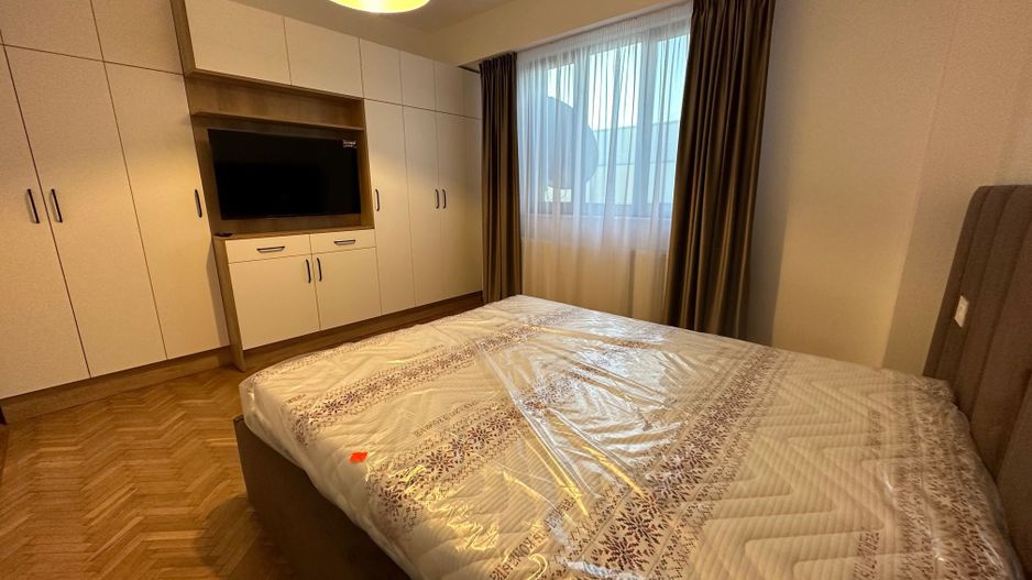 Apartament cu 3 camere de închiriat în zona Ultracentral - Poză 8