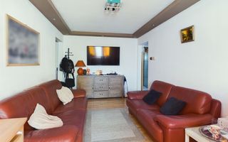 Apartament cu 3 camere, etaj intermediar, zona Spitalului Judetean - Poză 3