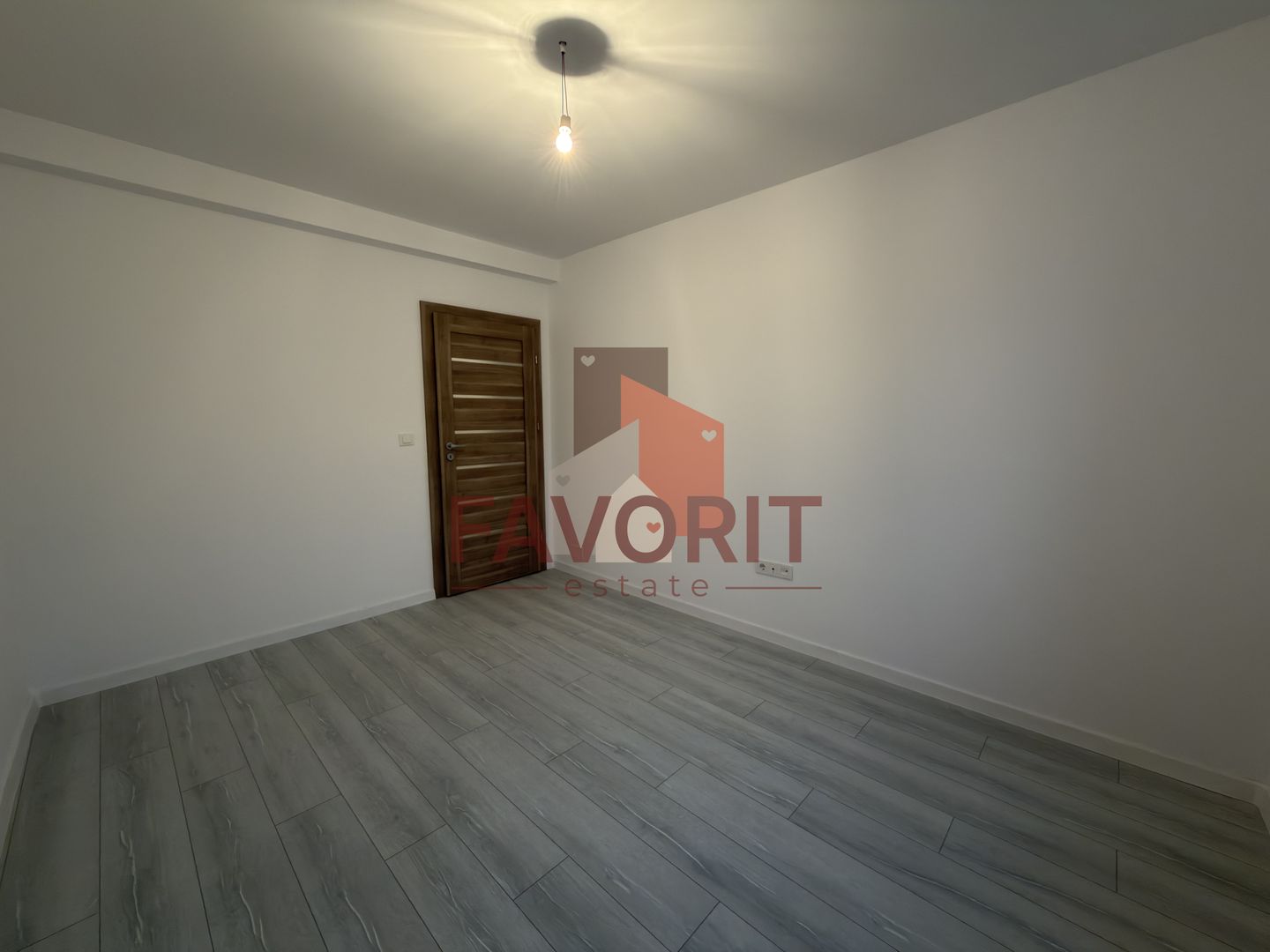 Decomandat. Bucatarie separata. Loc de parcare inclus - Poză 6