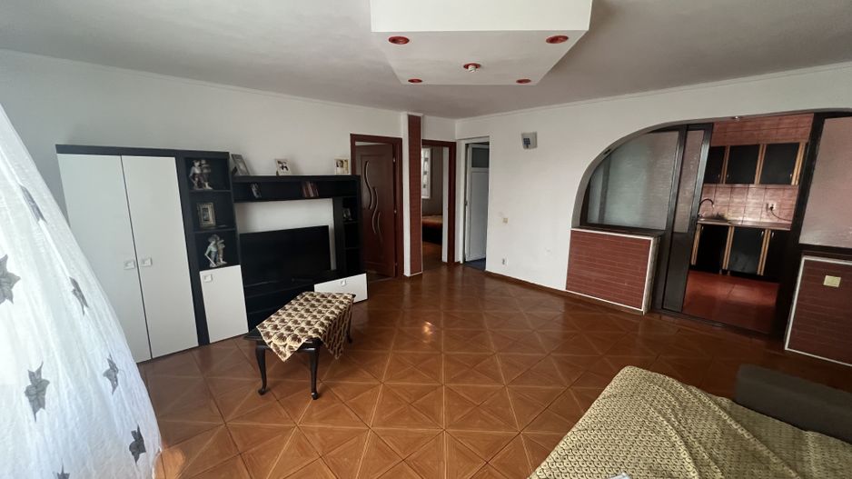 Vila  5 camere Pantelimon  mobilata utilata complet - Poză 3