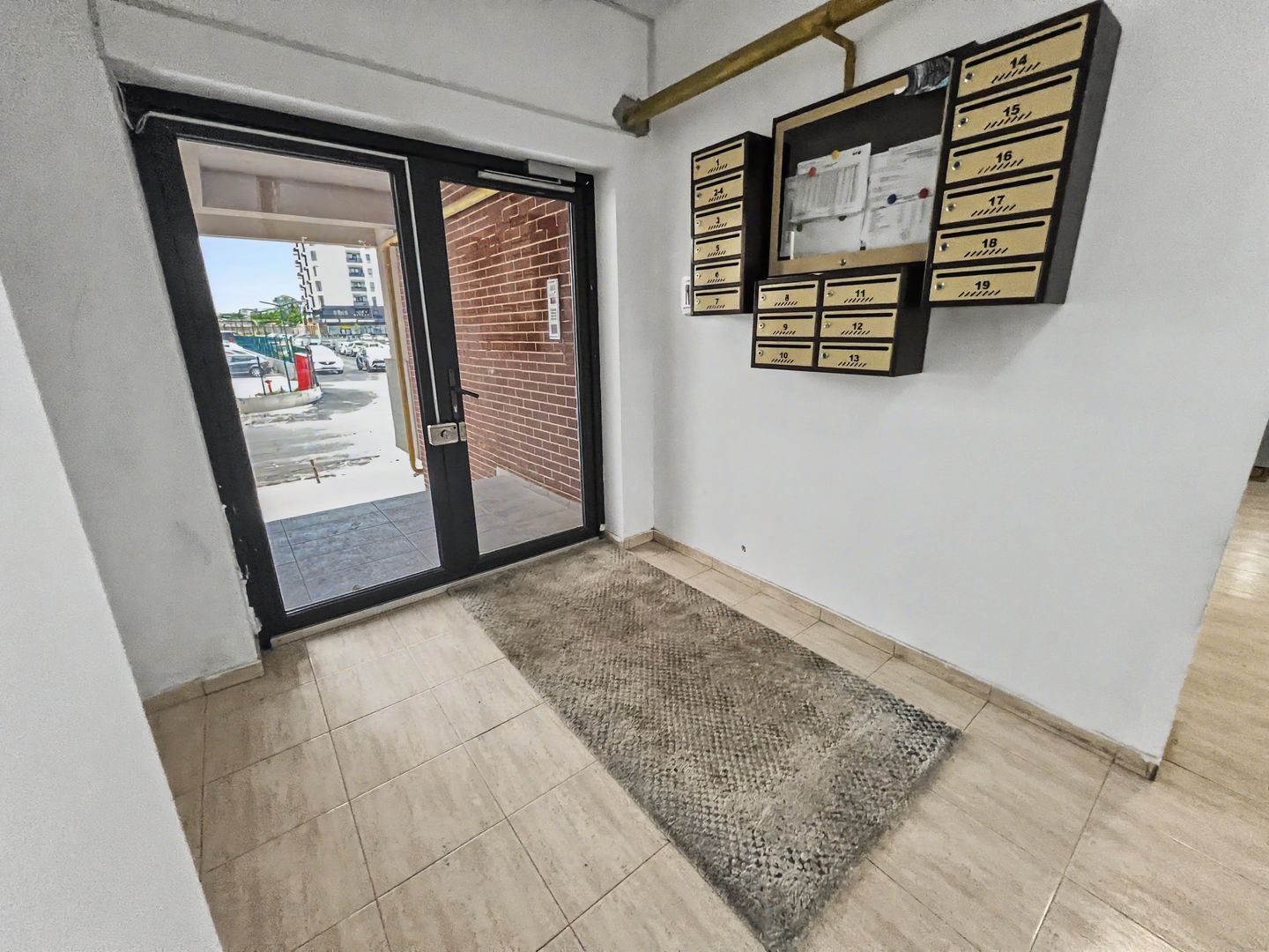 ENERGIA (COD 05) - Un apartament luminos, exact unde orașul se mișcă - Poză 19