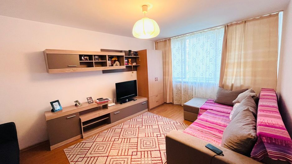 GARSONIERA DECOMANDATA RENOVATA COMPLET ETAJ 3/4 DRUMUL TABEREI - Poză 1
