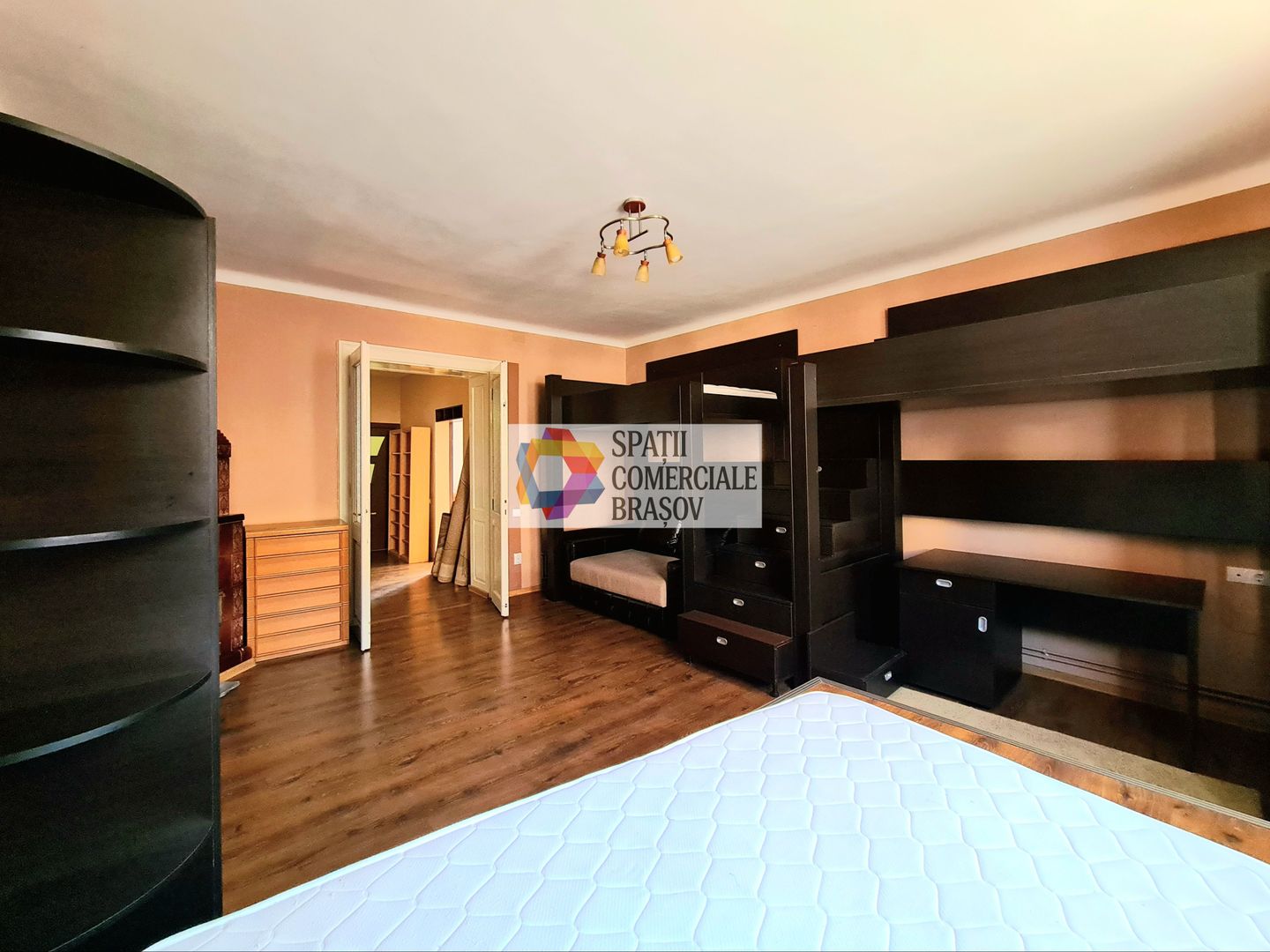 Casa 3 camere de închiriat Brasov - Centru - 80 mp. - Poză 4