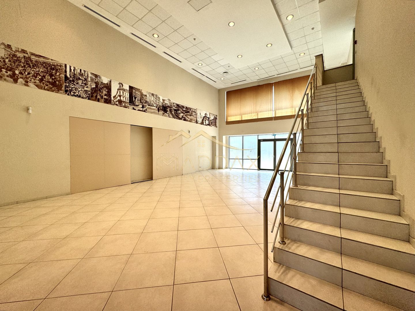 Spatiu comercial stradal *184mp* + curte *260mp* // Grozavesti - Poză 3