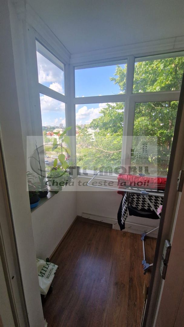 Ap 3 camere, decomandat - Podul de Piatra - 107.000 Euro - Poză 1