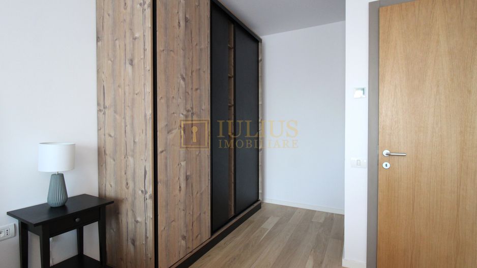 Mobilat deosebit, parcare subterana; Circumvalatiuni - Poză 12