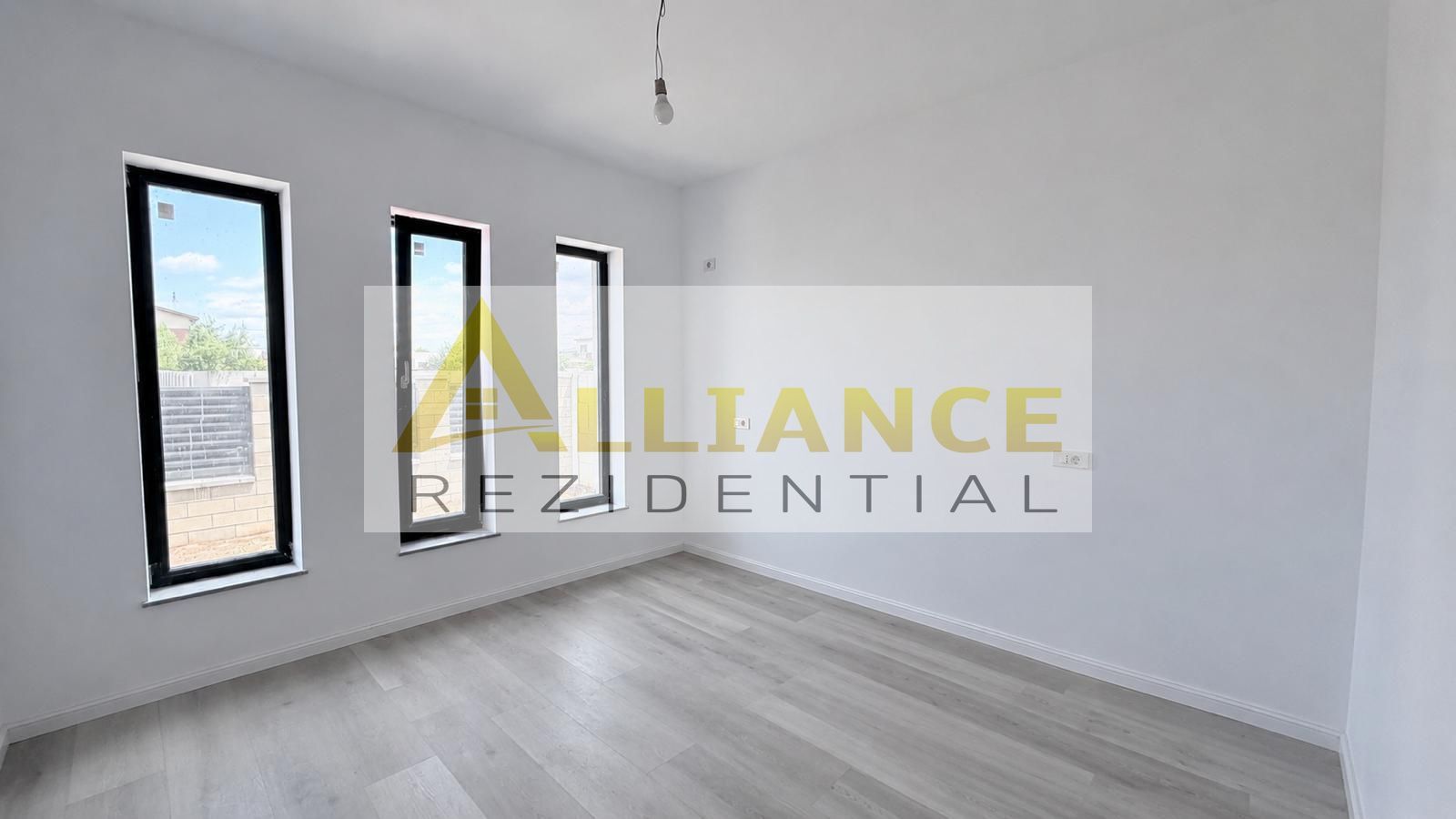 Casa Individuala - 4 camere - 2 bai - 340mp teren - Poză 8