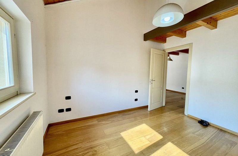 Penthouse pe doua niveluri situat in Piata Unirii - Poză 11