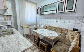 Apartament cu 2 camere, parțial mobilat, zona CENTRU; - Poză 2