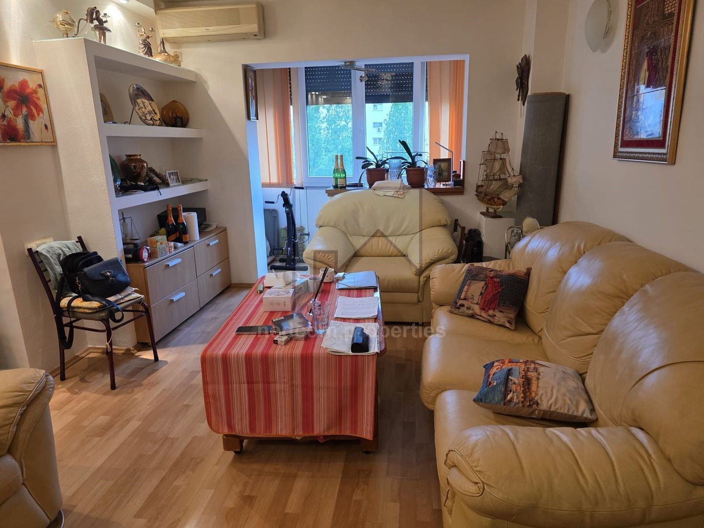 Vanzare apartament 2 camere Lizeanu - Poză 1
