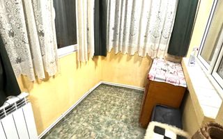 350 Euro-Inchiriere apartament 3 camere Micro 38 - Poză 11