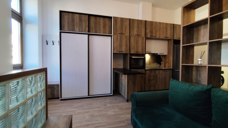 Vanzare | proprietate ultracentrala | studio + ap.2 camere | Oradea - Poză 3