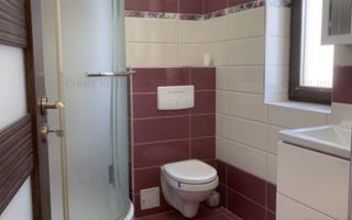 Inchiriez casă modernă în Ghimbav 2 nivele, curte proprie - Poză 5