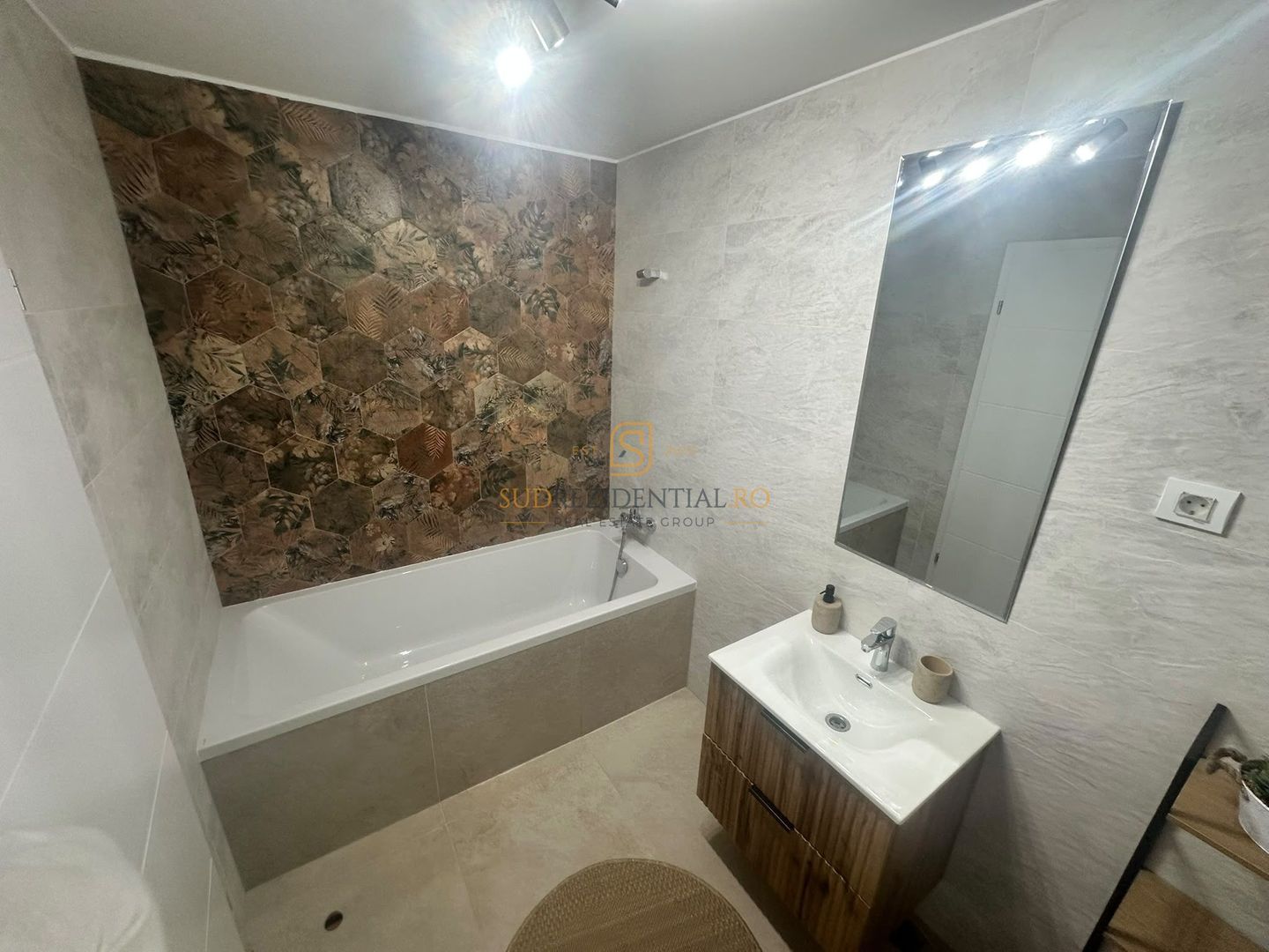 Apartament 2 camere de inchiriat + loc de parcare | zona Metalurgiei - Poză 9