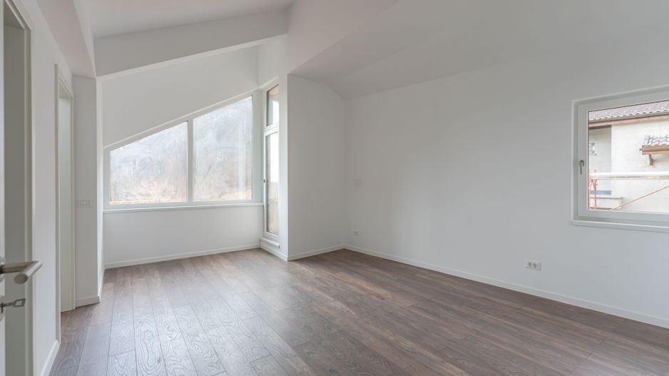 Casa individuala compusa din 4 camere in Bunloc, Sacele - Poză 10