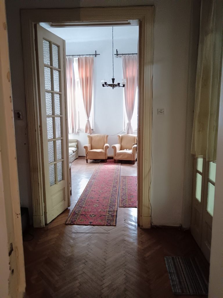 URGENT!, VILA SINGUR CURTE, POZITIE PE COLT, GARAJ, NEGOCIABIL - Poză 2