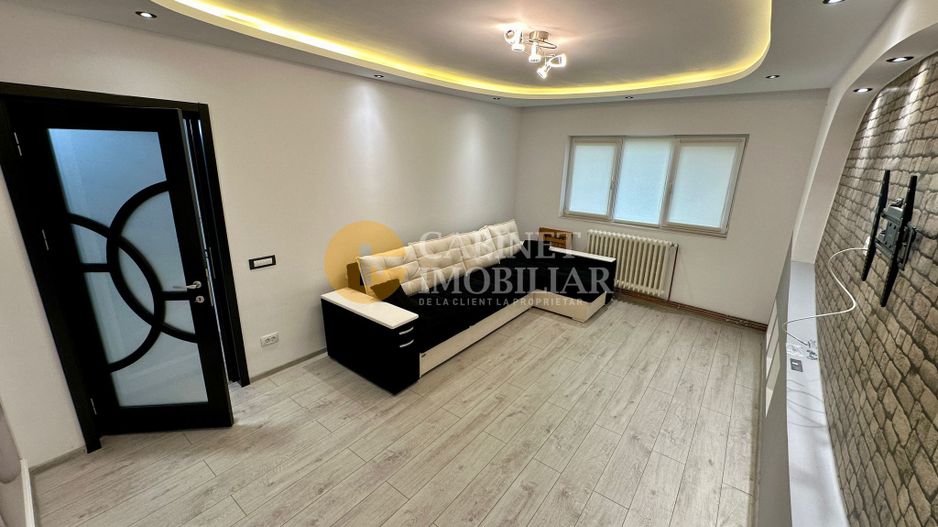 3 Camere Decomandat - Renovat - Bloc din 1980 - Zona Galata - Poză 2