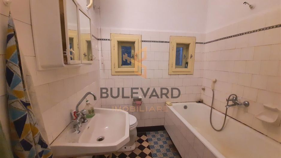 Apartament spatios in zona Teatrului National! - Poză 9