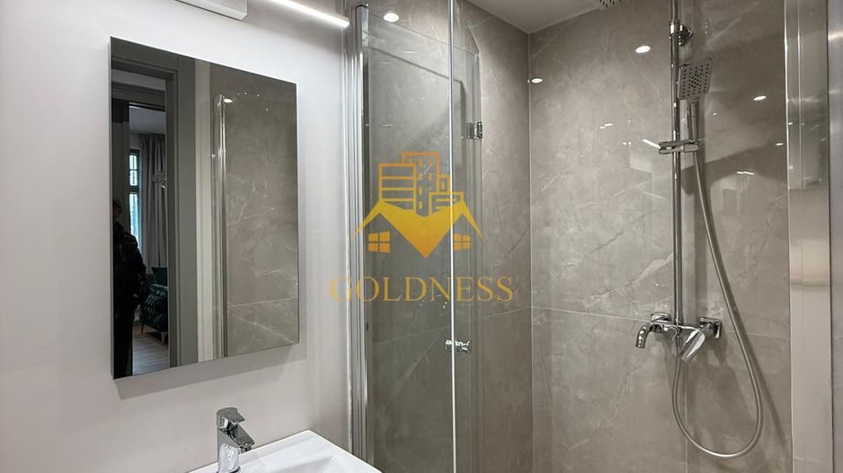 2 camere, Ultracentral, Bvd. Eroilor, Casa de cultura, Parcare - Poză 11