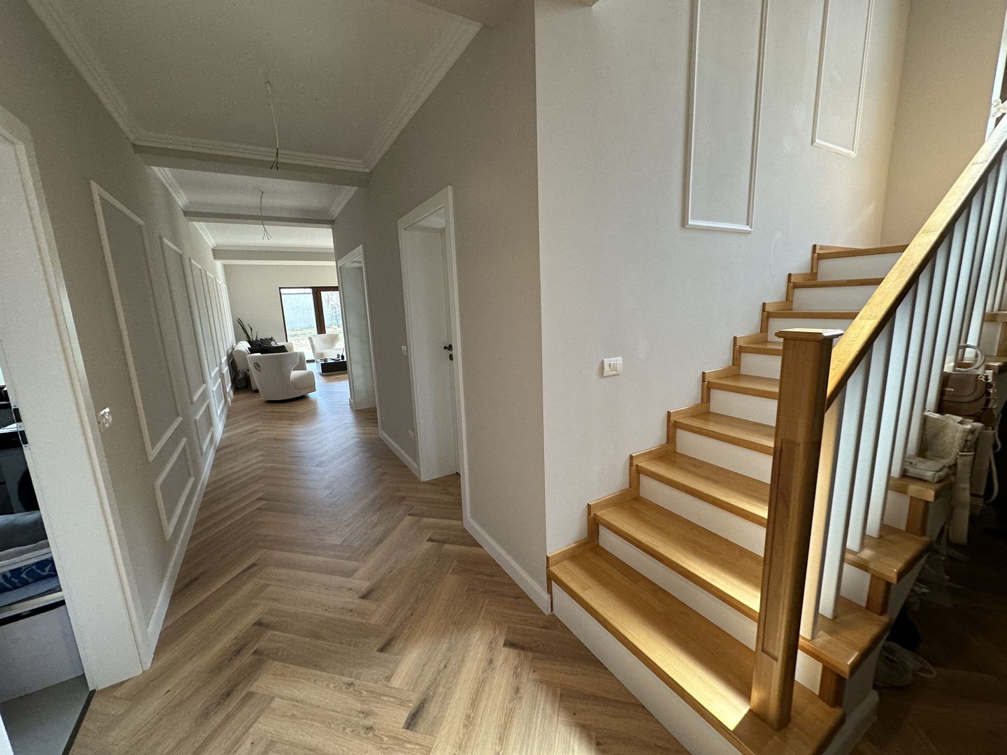 Duplex despartit prin spatiu tehnic  - teren 500mp - Poză 14