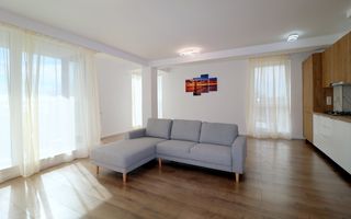 Apartament luminos, spatios, mobilat - Poză 13