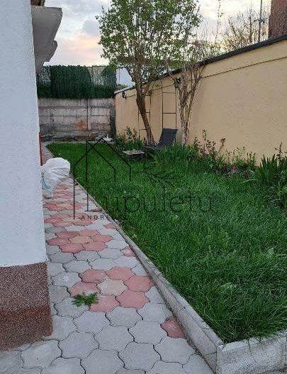 Casă de Vanzare | 200 MPU | Teren 305 MPU | Ultracentral - Poză 12