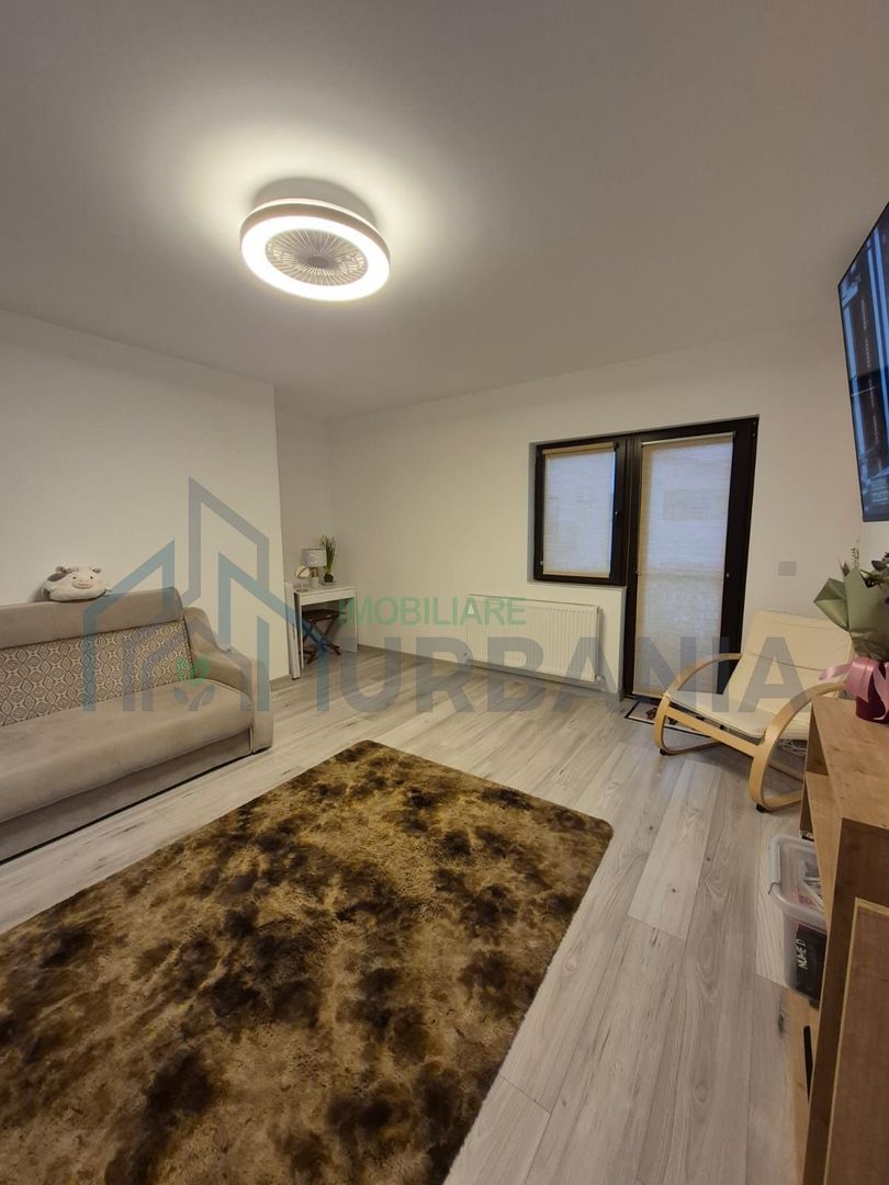 Închiriez apartament 2 camere decomandat, 53 mp, parcare și boxă - Poză 3