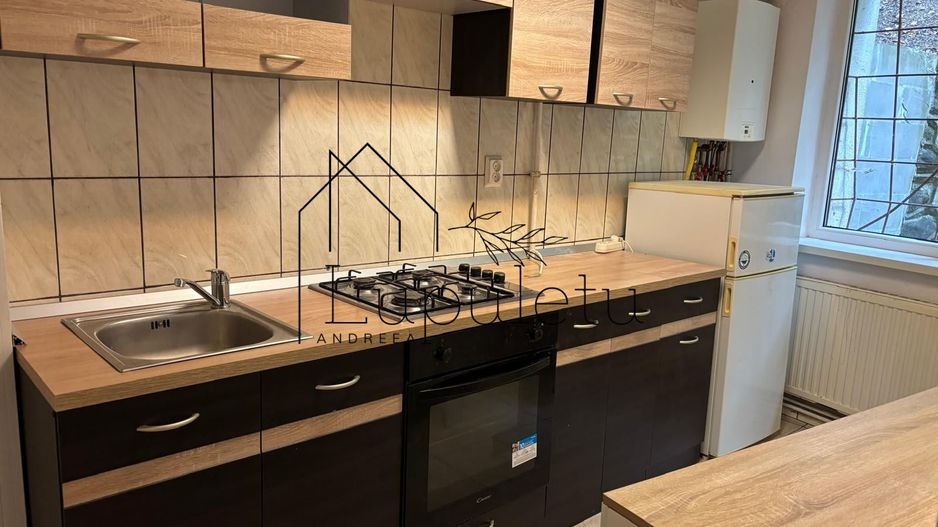 Apartament Spațios de Inchiriat | 3 Camere  | 80 MPU | Zona 0 - Poză 3