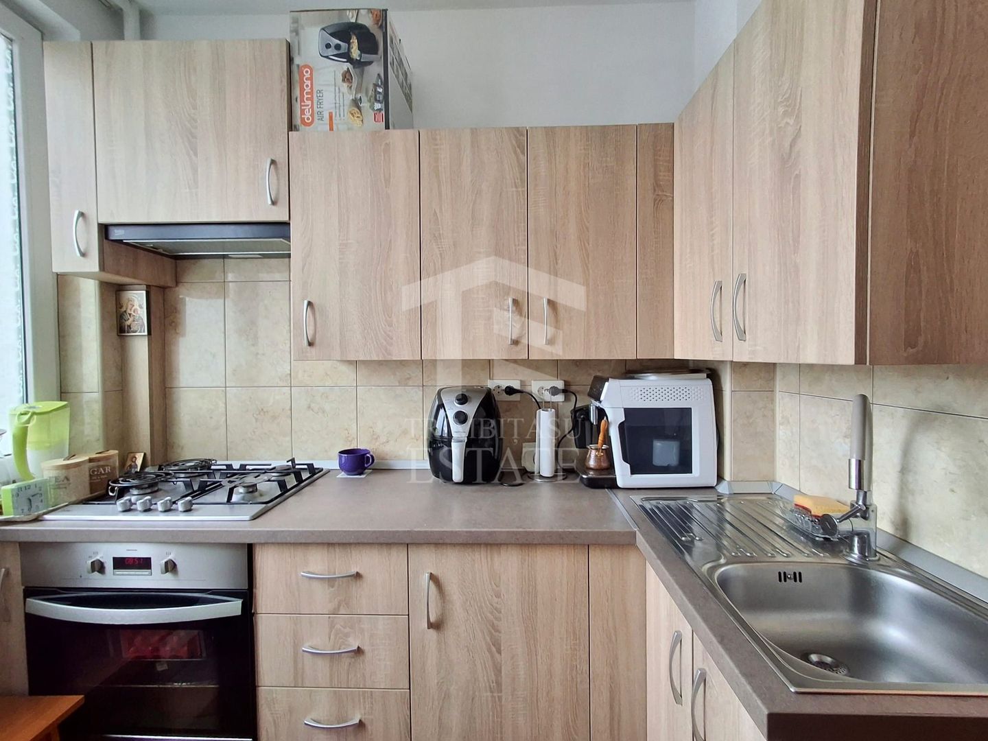 De Vanzare Apartament 2 Camere  zona Magheru - Poză 7