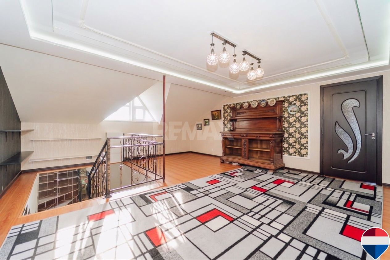 Casă de vânzare, Obileni, Hîncești ,185 m² ,16 ari, 2 garaje - Poză 14