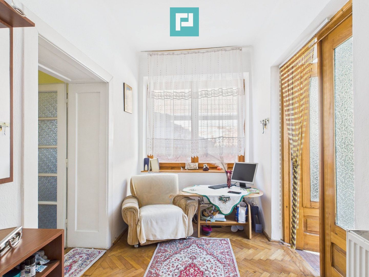 Casă cu 4 camere, curte și atelier mecanic - Sebeș - Poză 6