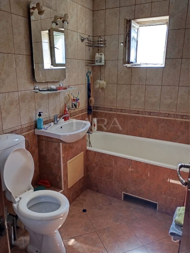 Apartament confortabil cu 3 camere. Perfect pentru familie. - Poză 5