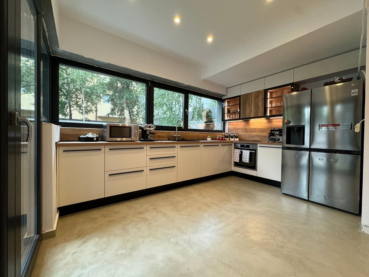 Vila | Casa Presei Libere | Damaroaia - Poză 7